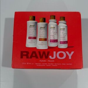 RAW SUGAR JOY Volume Revive Shampoo - Red and White